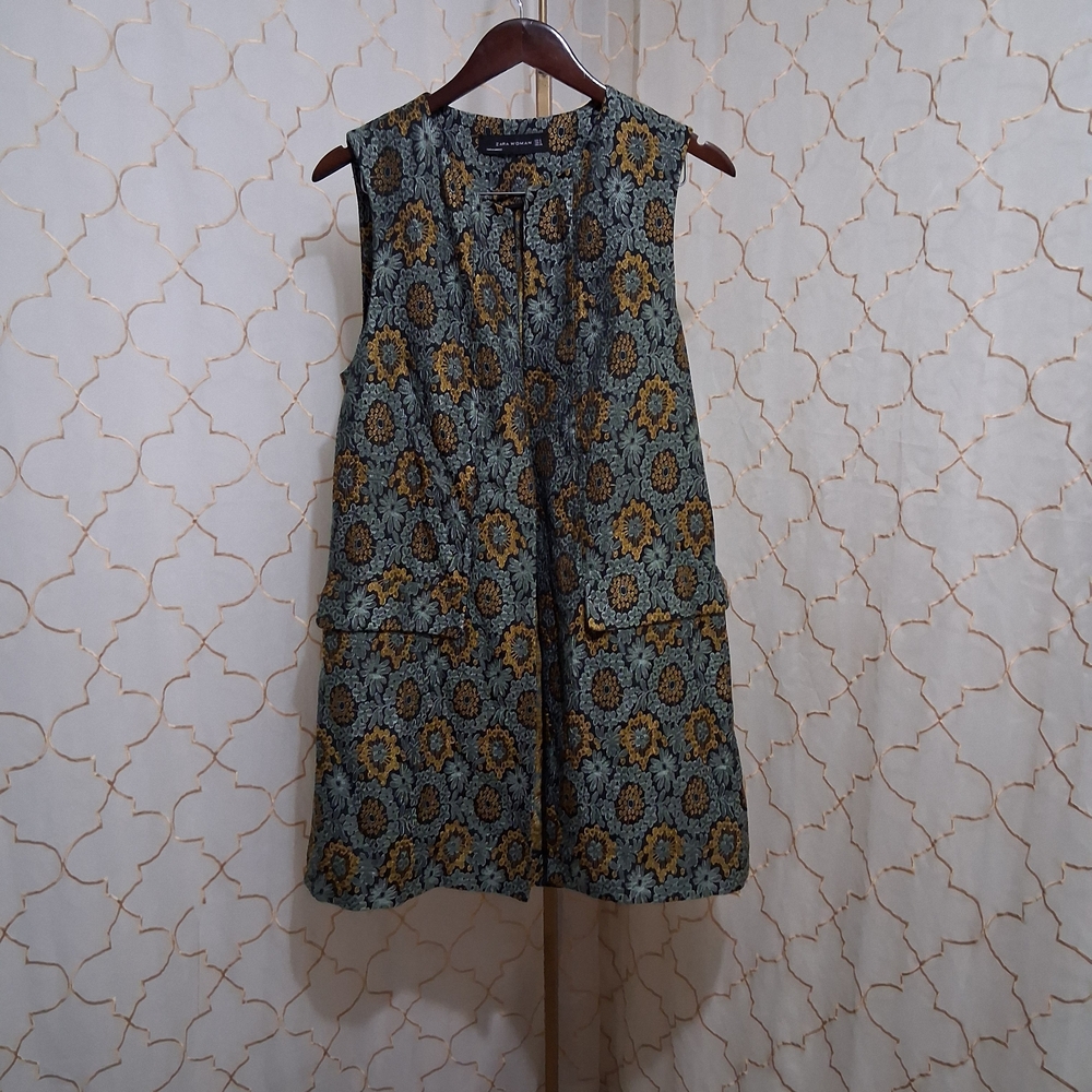 Zara Floral Patterned Cardigan - Black and Gold